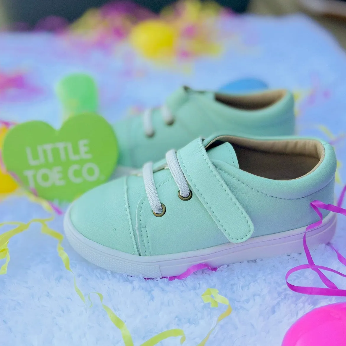 Brady Blue Sneaks