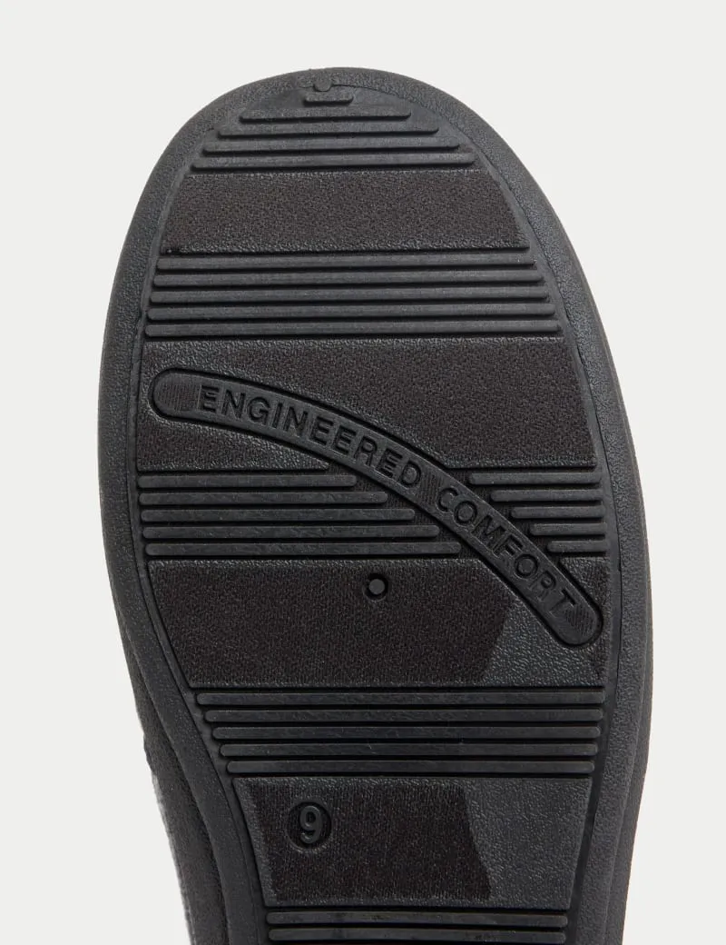 Fleece Lined Slippers with Freshfeet™