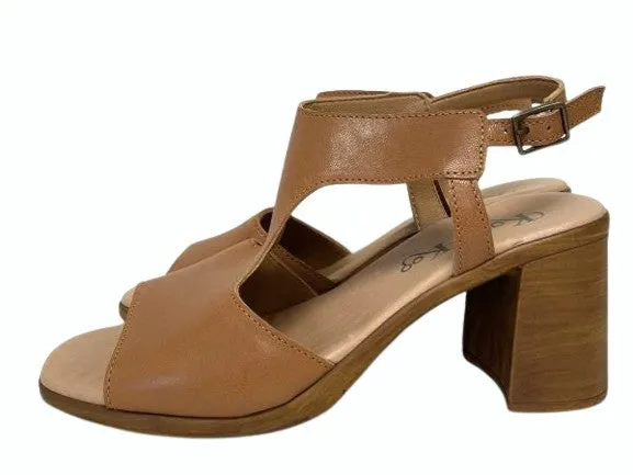 Karen Koo 947007TAN- Sandal
