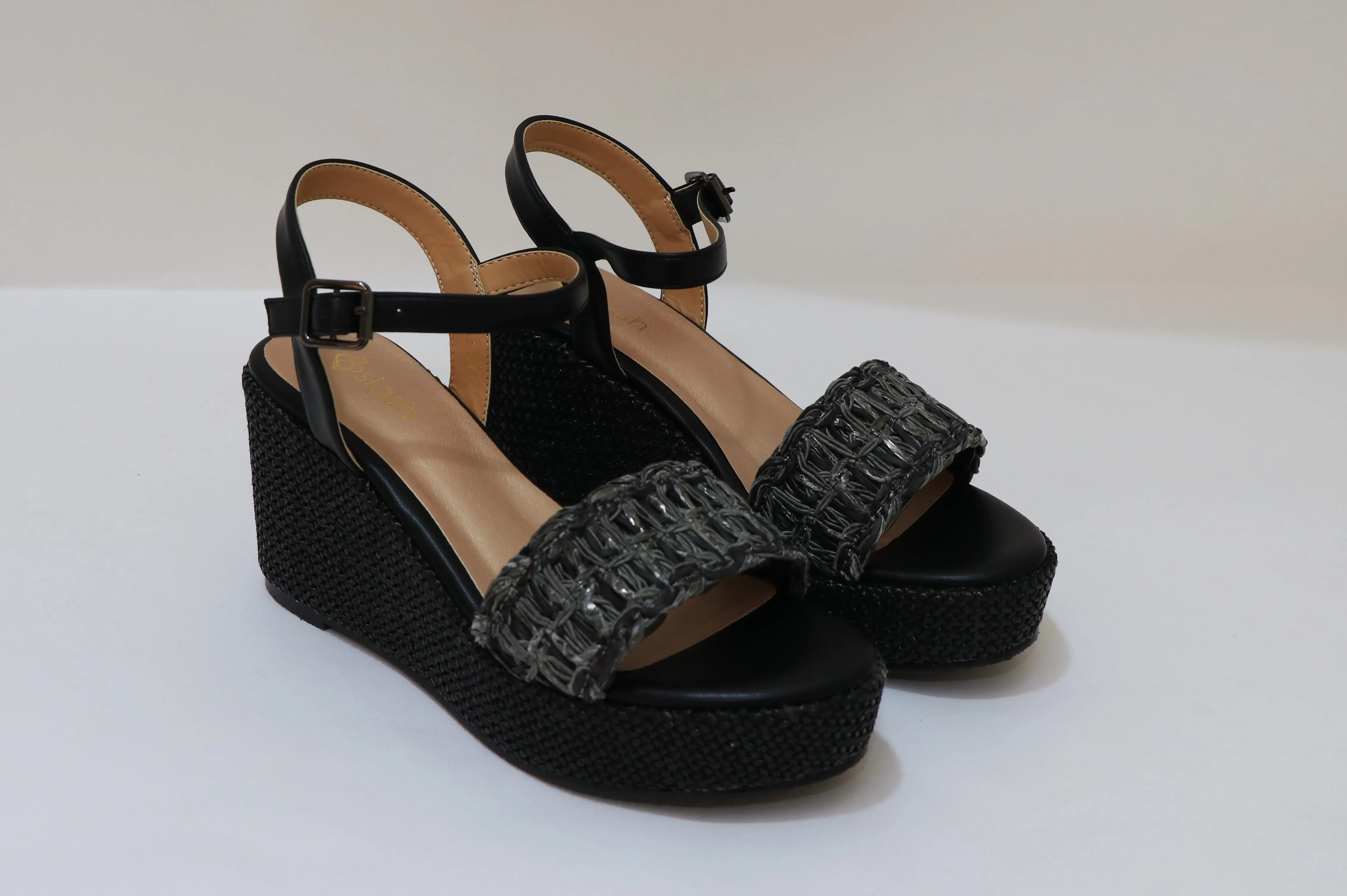 SLASH Rock Sandals