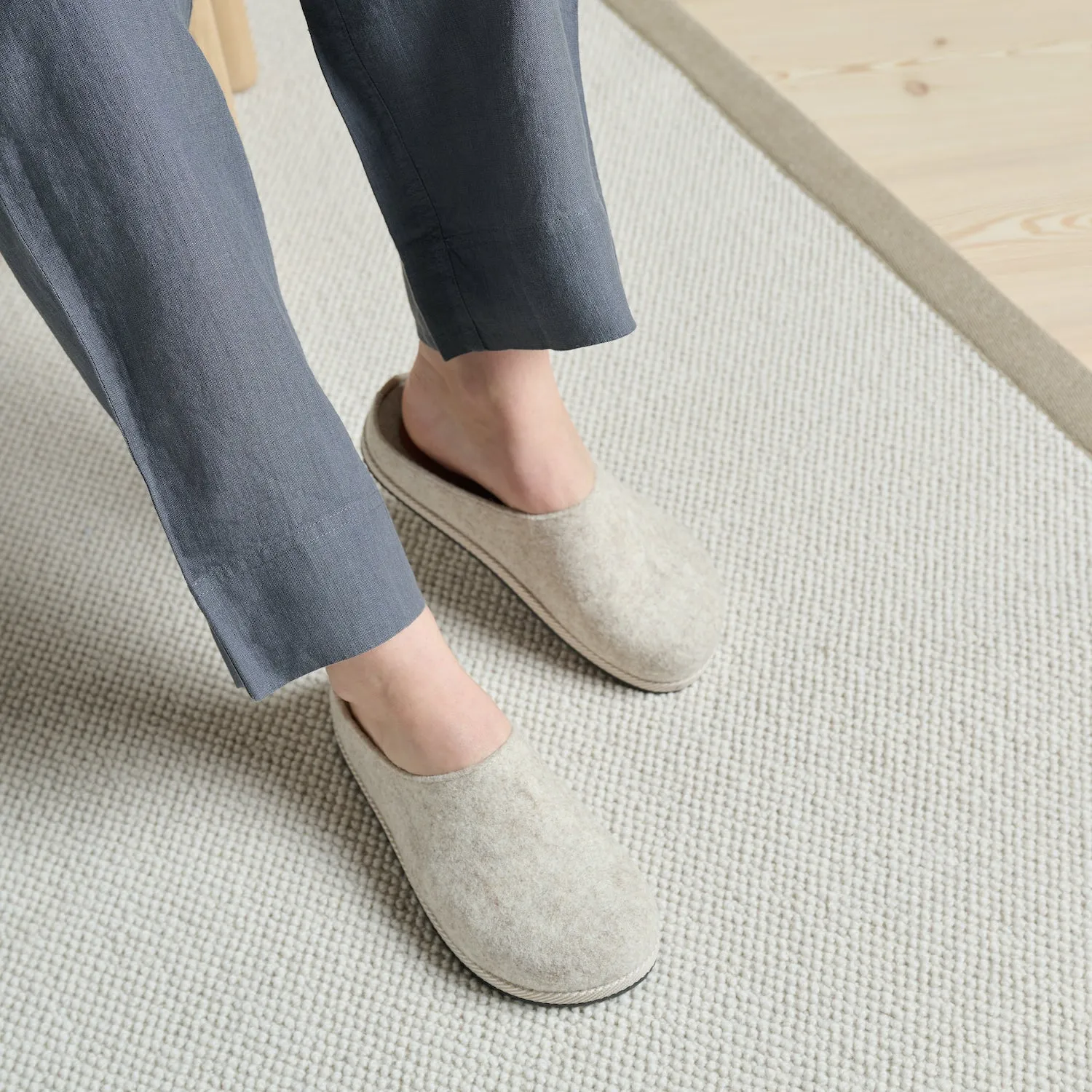 The Slipper - Clay