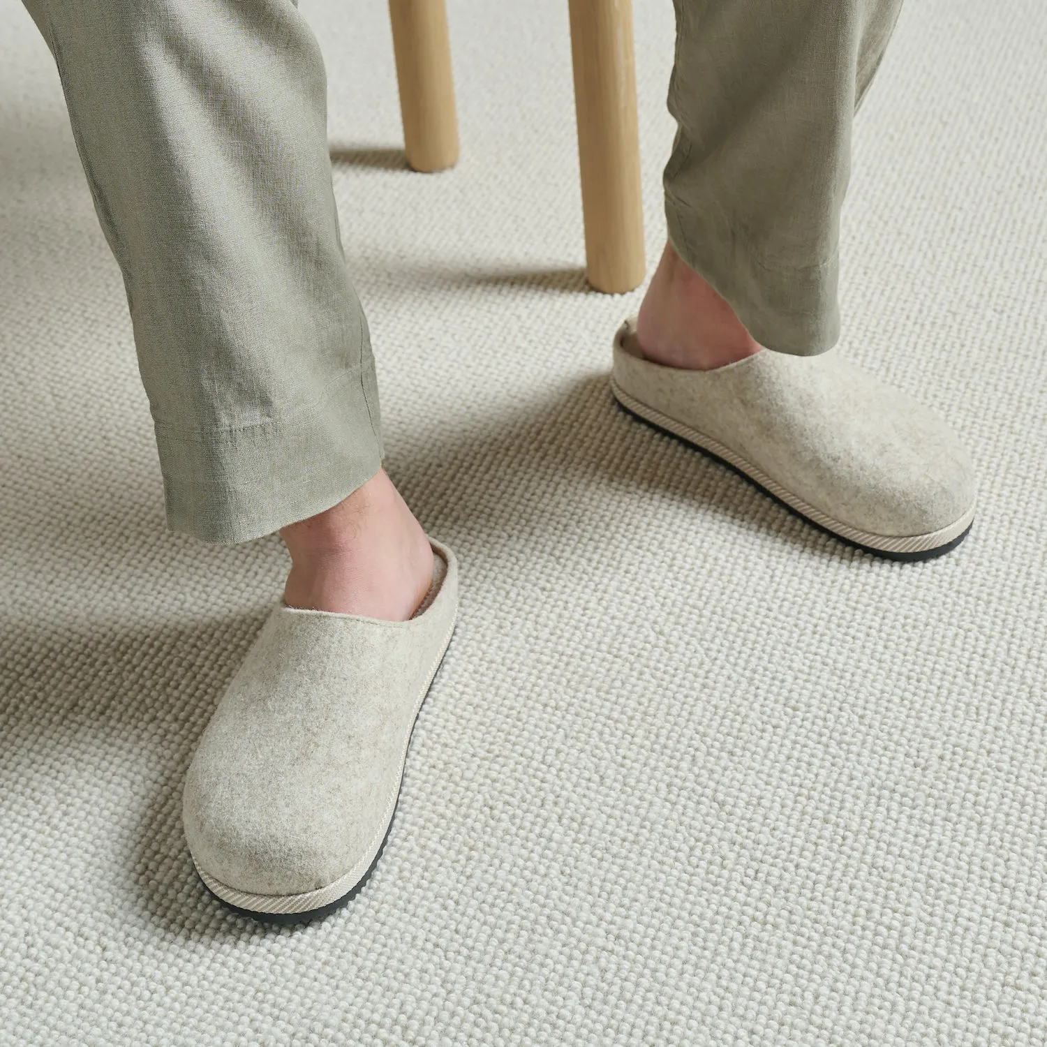 The Slipper - Clay