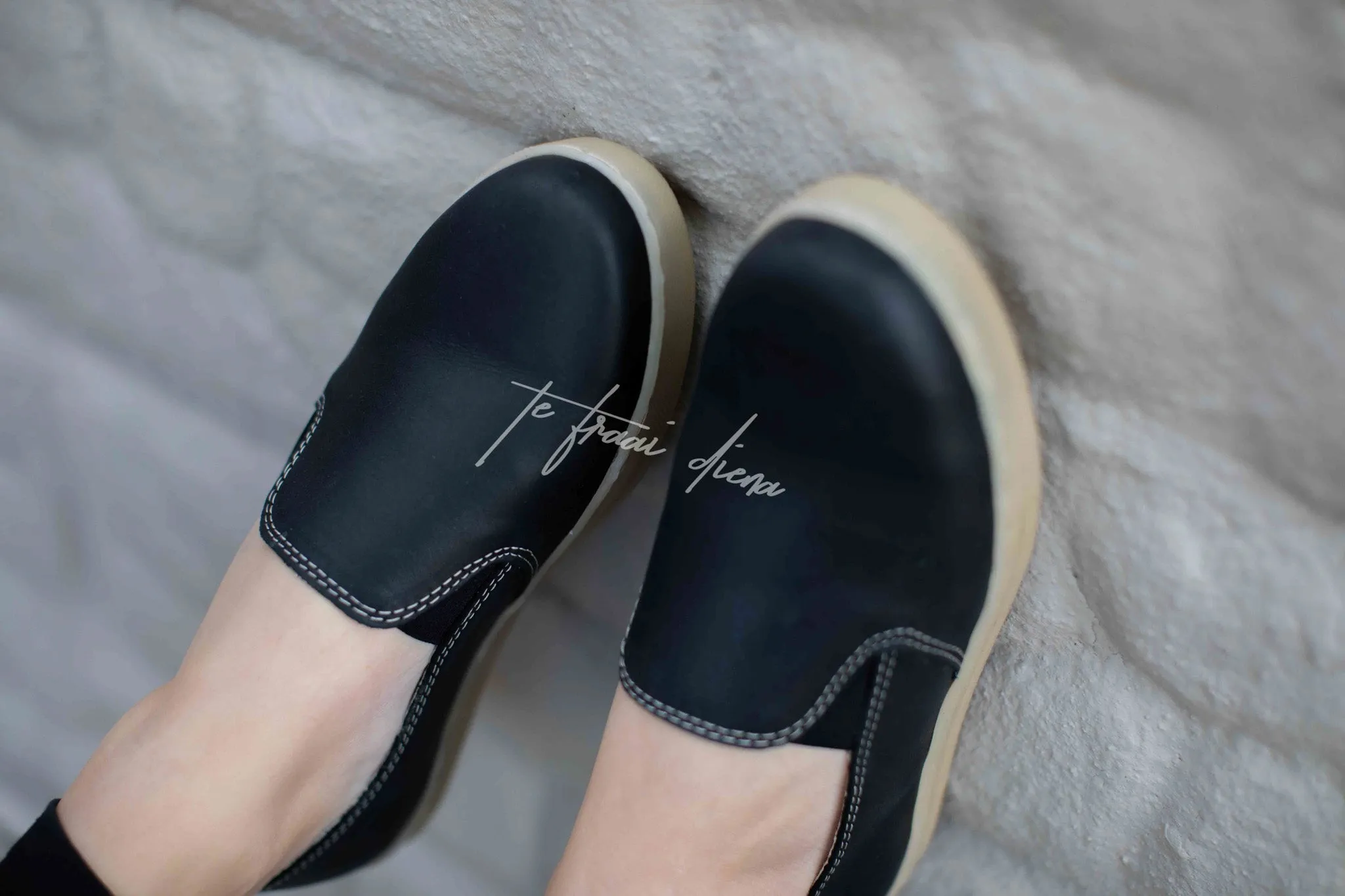 Wilmie - Black