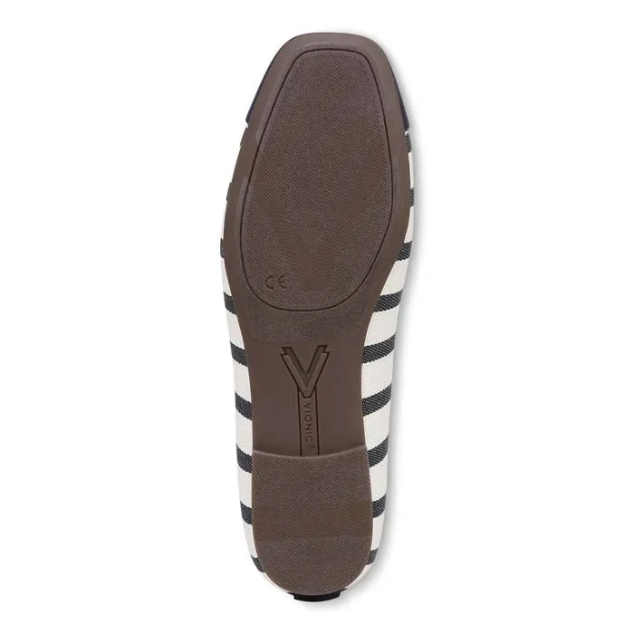 Womens Vionic Klara in Navy/White