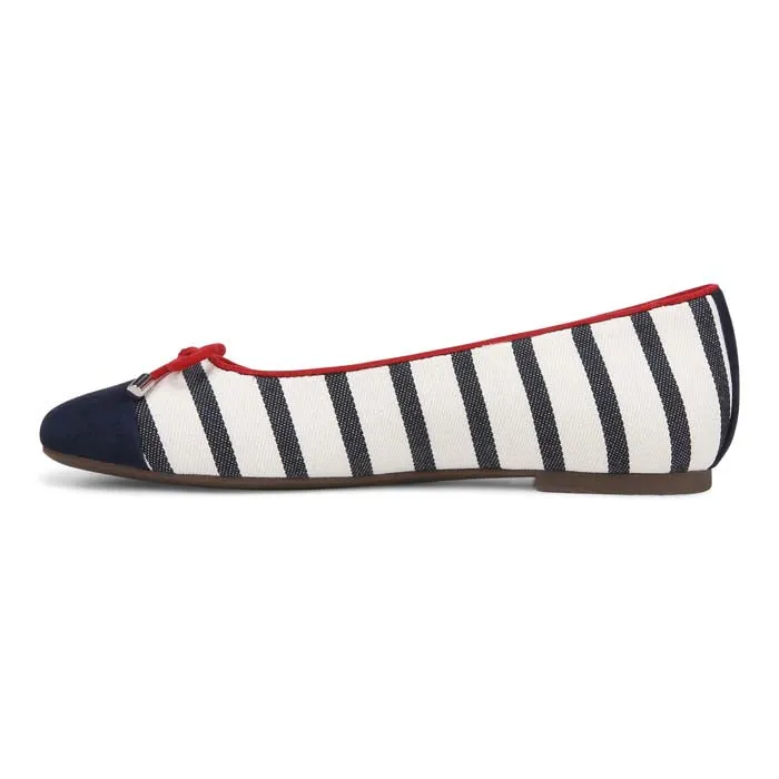 Womens Vionic Klara in Navy/White